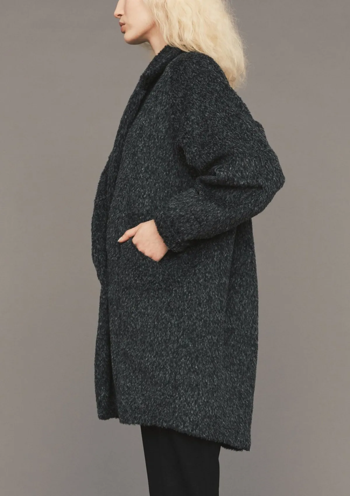 ALPACA SHAGGY COAT - dark grey