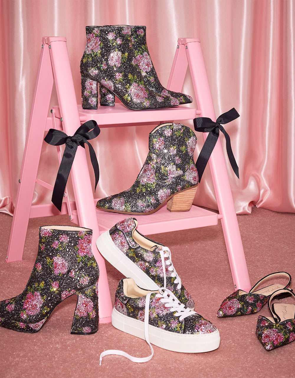 DELLA BLACK/PINK FLORAL