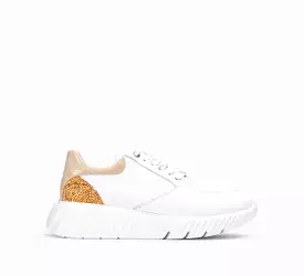 Elwin White Trainer