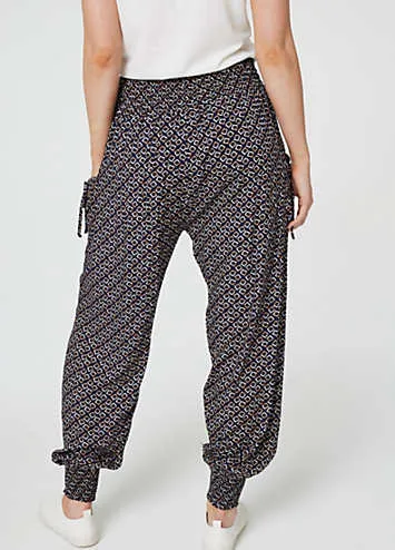 Izabel London Navy Geo Print Pocket Detail Pants | Grattan