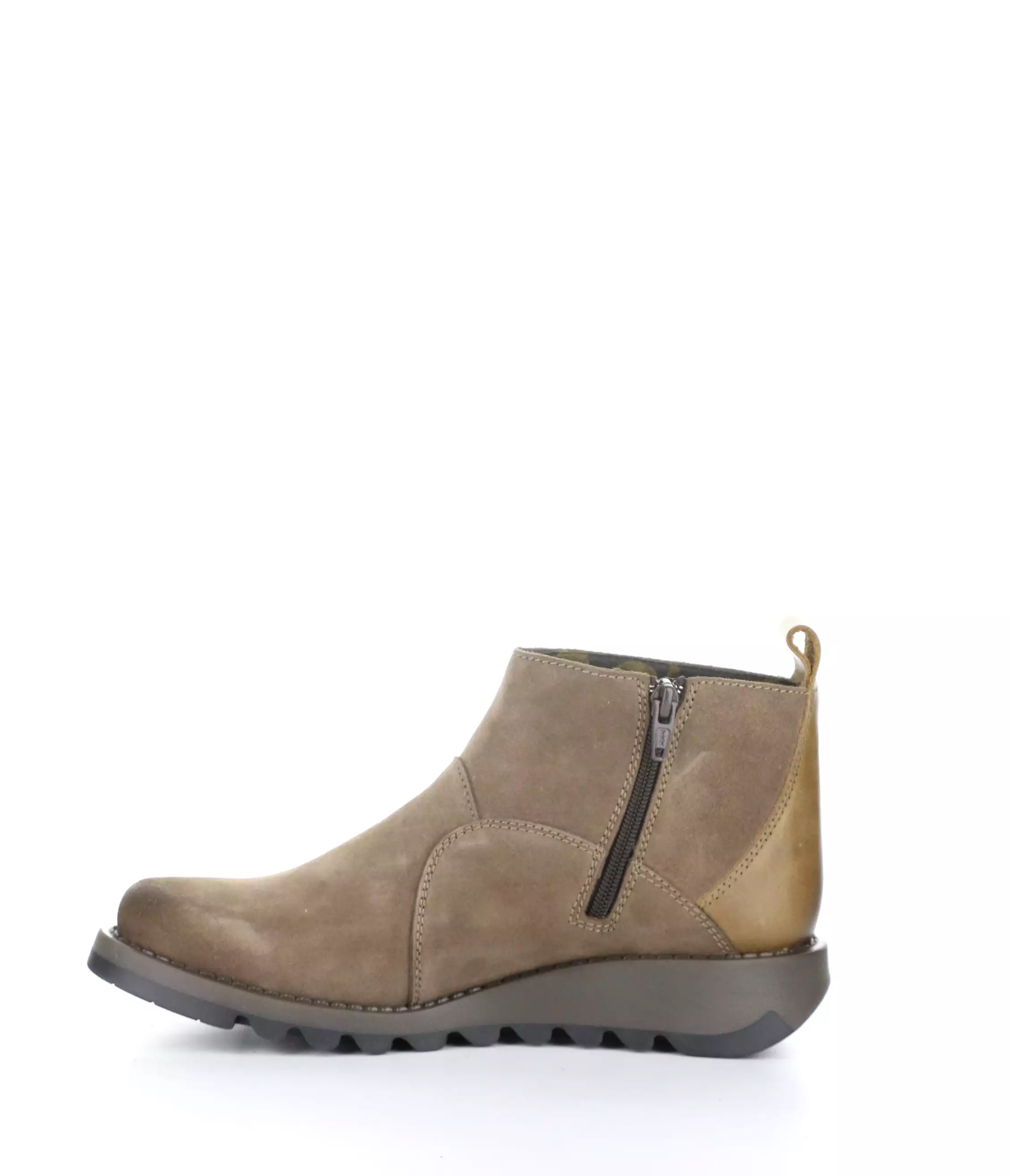 SELY918FLY 002 TAUPE/CAMEL Round Toe Boots