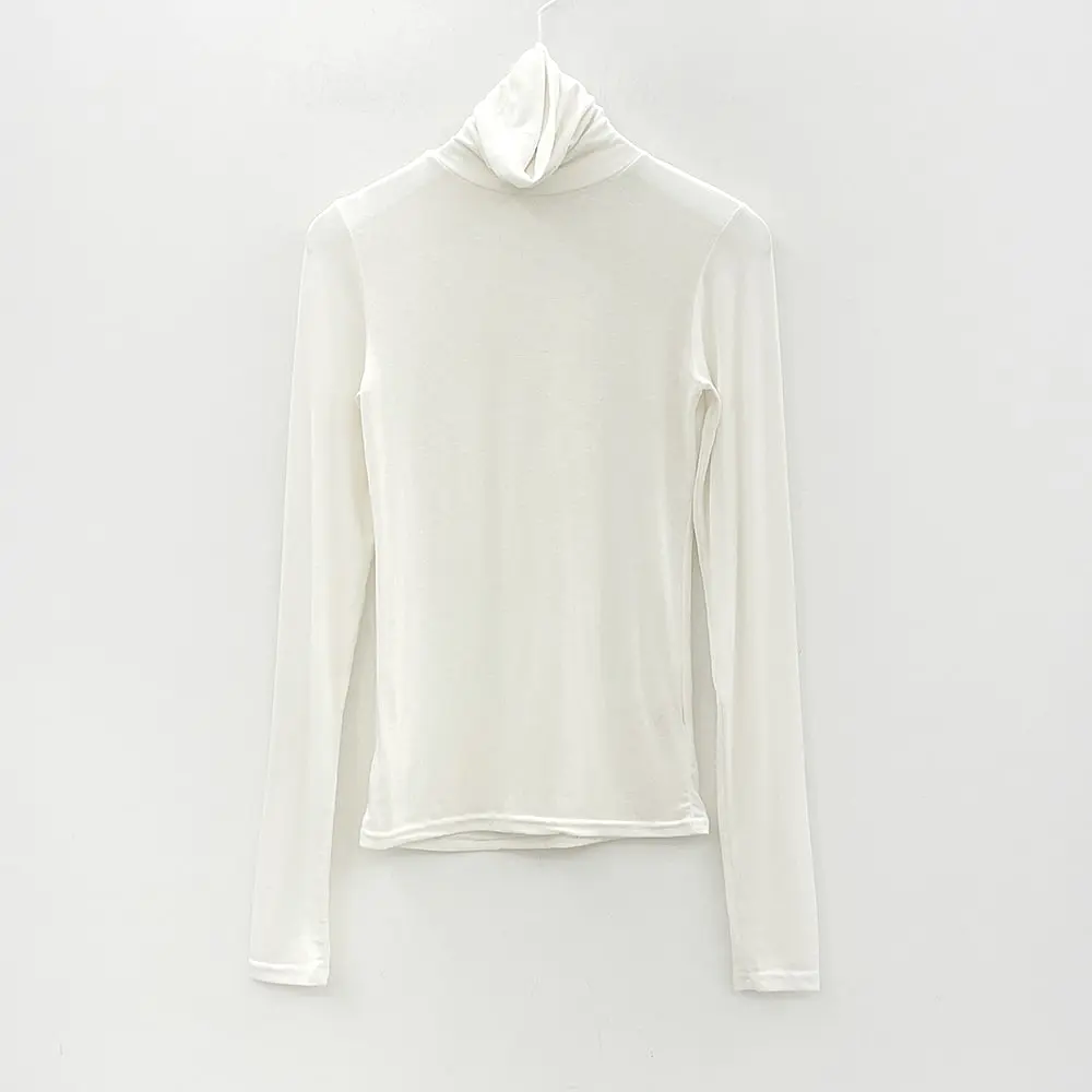 Turtleneck Top J4