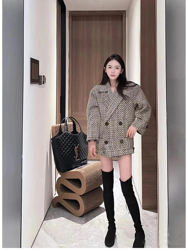 Women's Winter Tweed Wool Double Breasted Lapel Fox Fur Cuff Coat