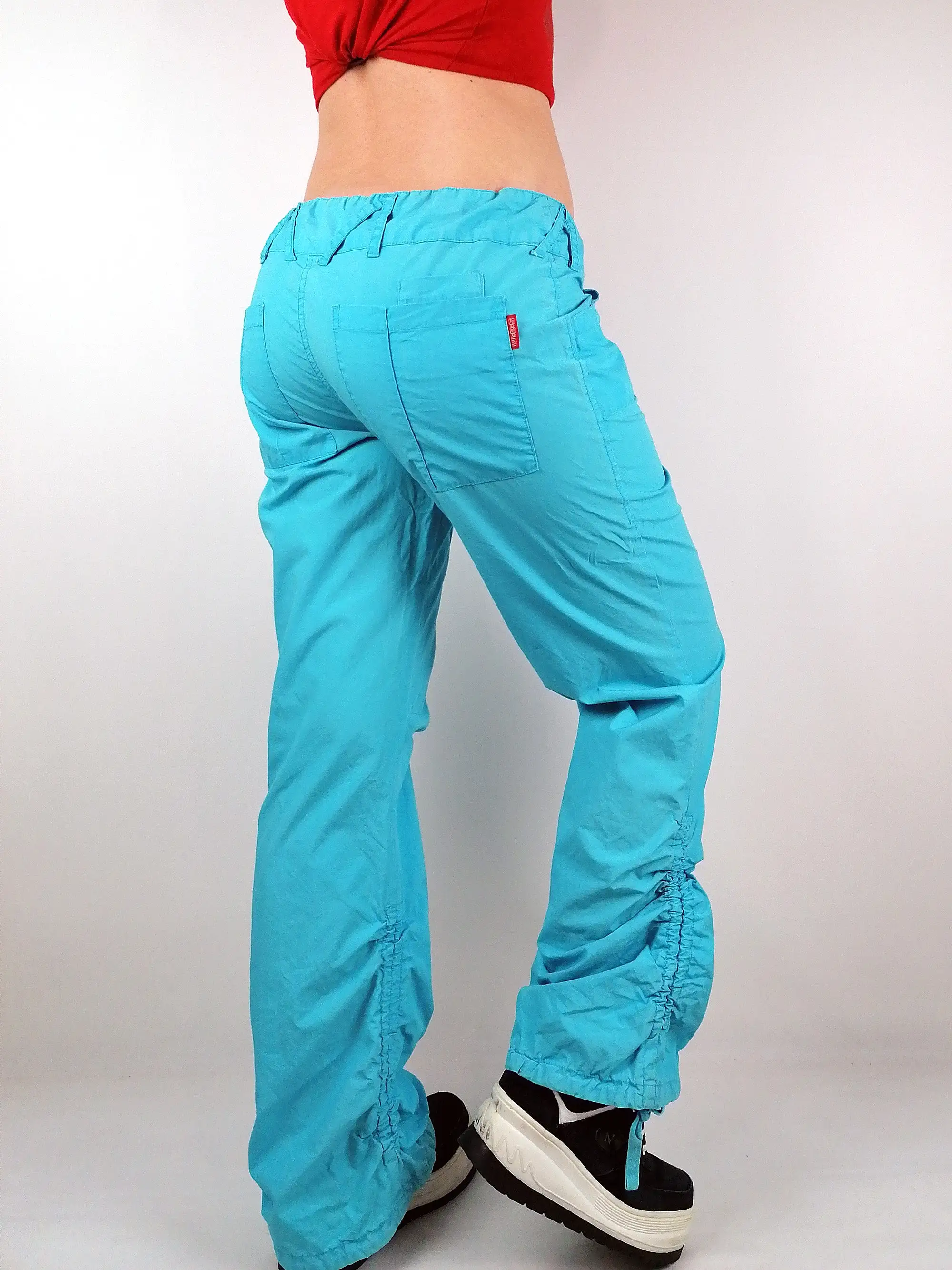 Y2K Soft Shell Low-Waist Blue Cargo Pants - size M-L