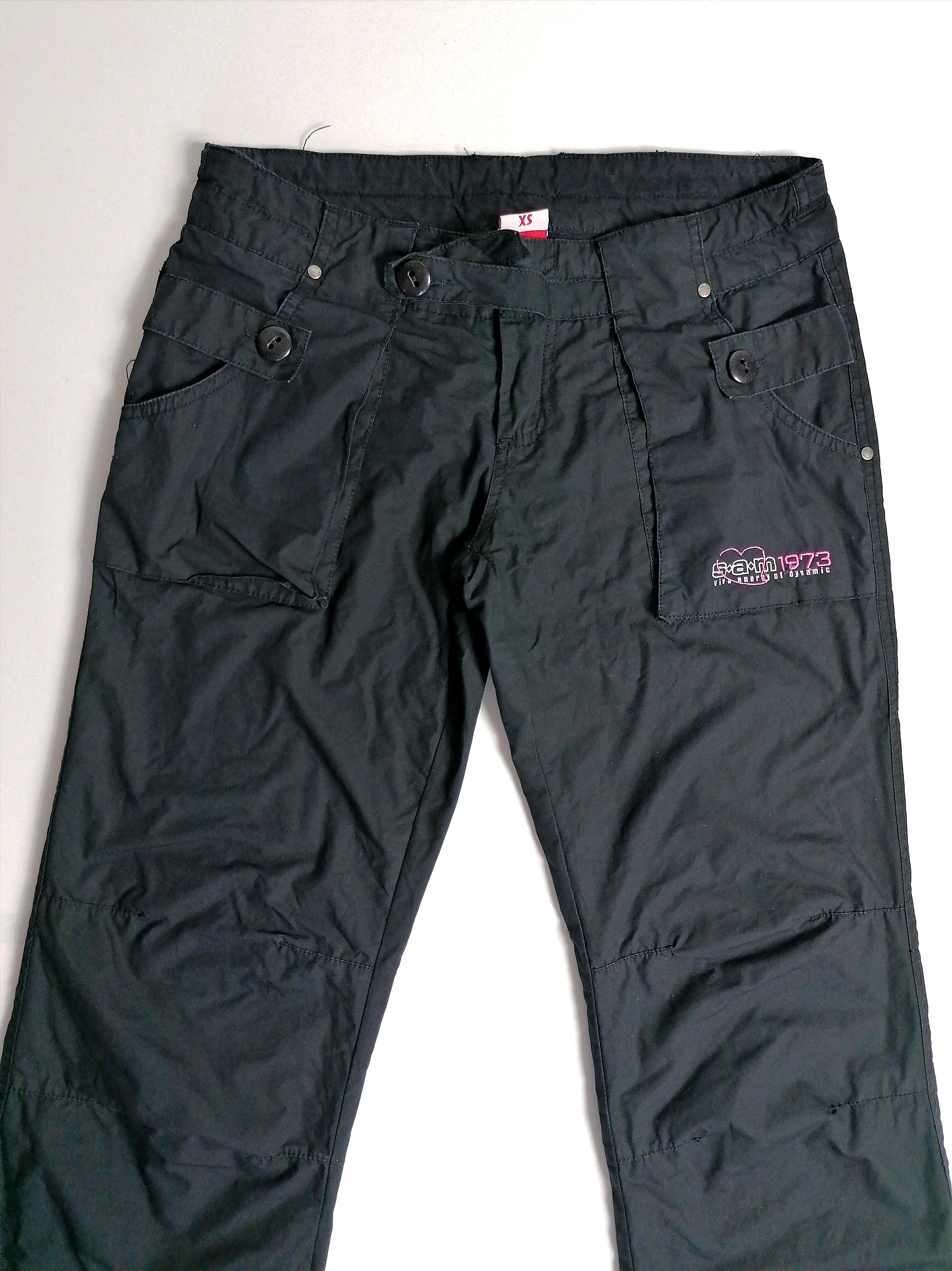 Y2K Soft Shell Low-Waist Flared Black Cargo Pants - size XS